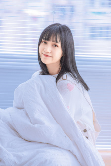 情窦初开的小姑娘